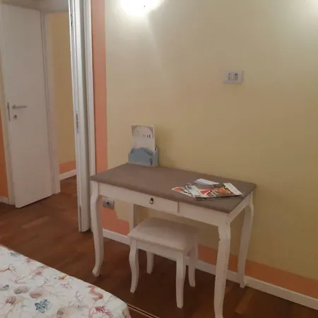 Angel's House لا سبيتسْيا